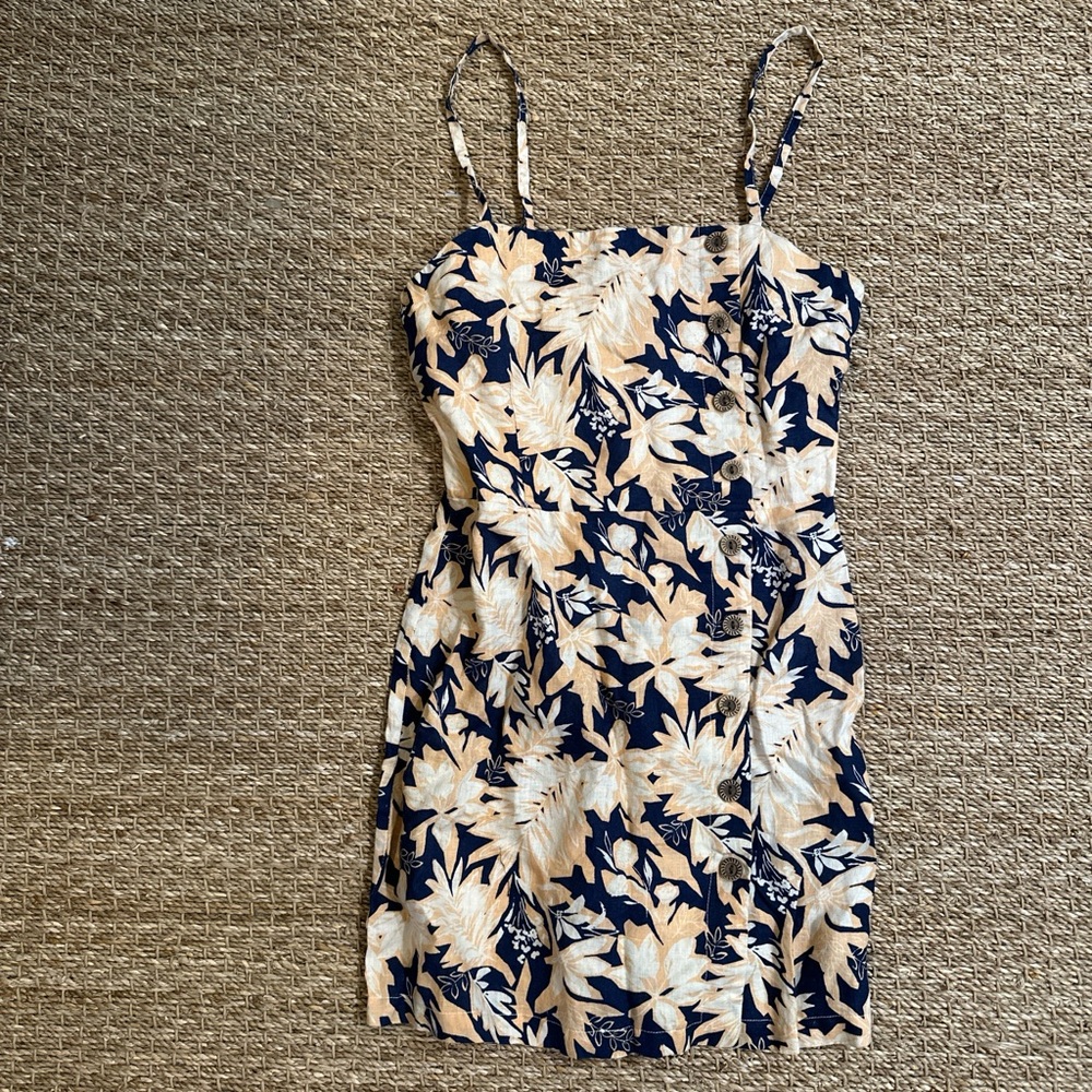 Vintage mini dress, small. beige and tan
